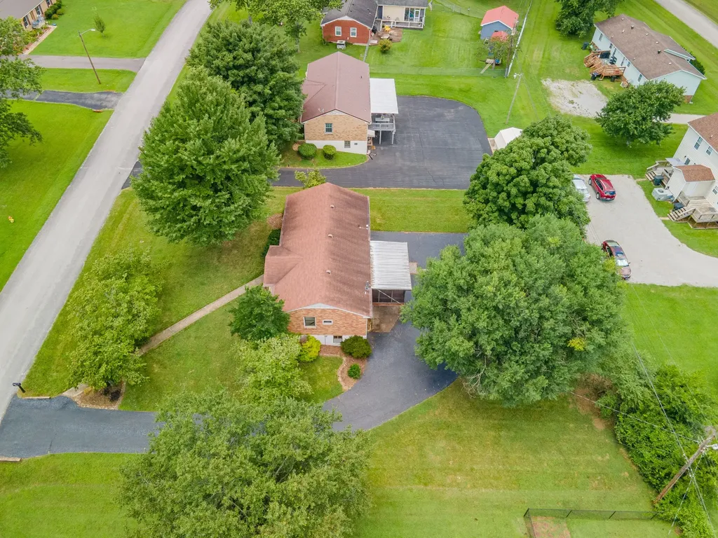 406 Parkview Drive Columbia TN 38401