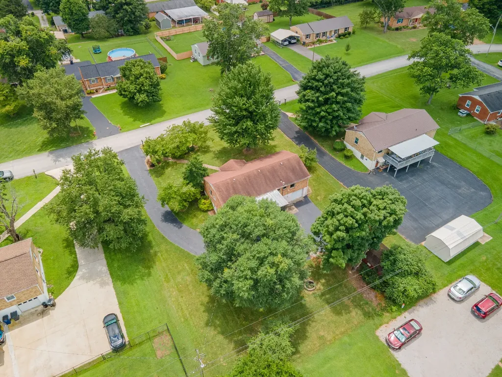 406 Parkview Drive Columbia TN 38401