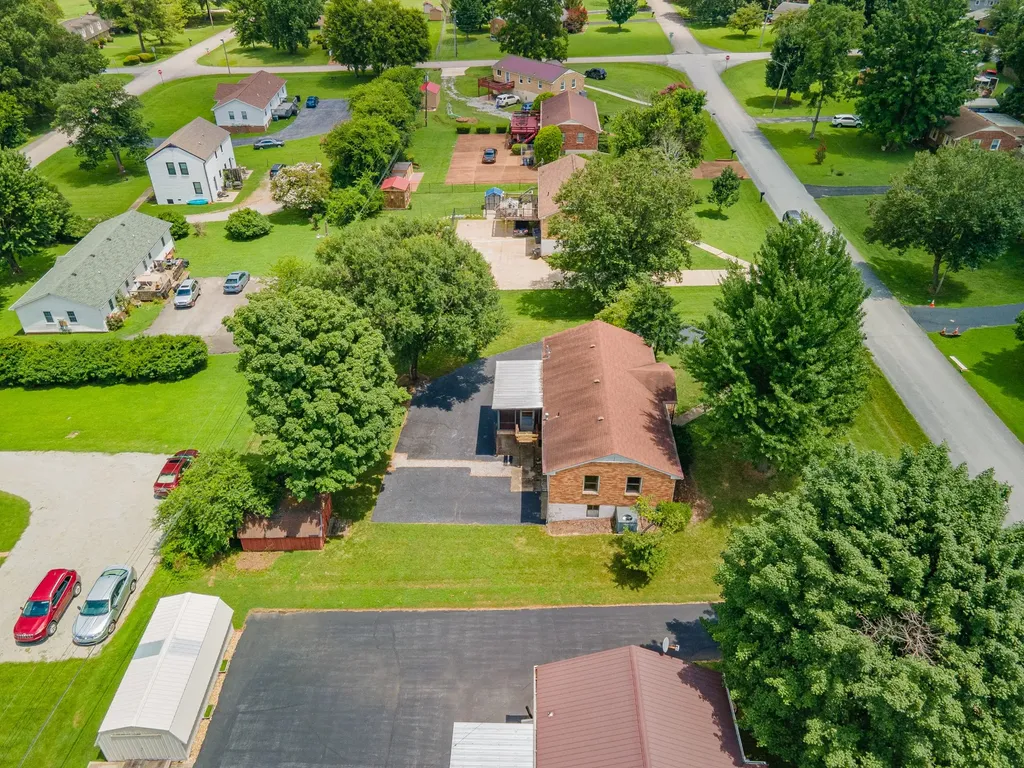 406 Parkview Drive Columbia TN 38401