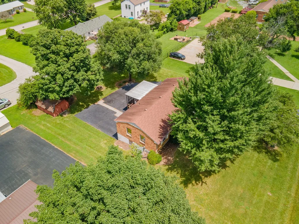 406 Parkview Drive Columbia TN 38401