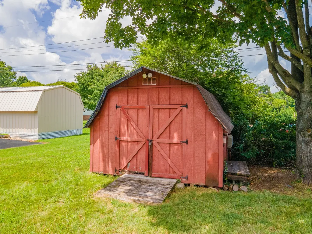406 Parkview Drive Columbia TN 38401