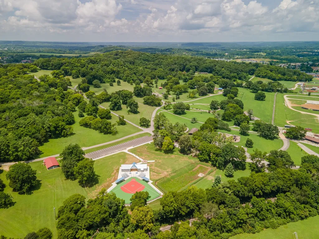 406 Parkview Drive Columbia TN 38401