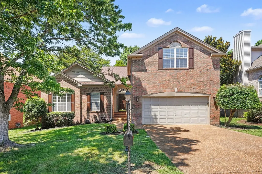 4844 Peninsula Pointe Drive Hermitage TN 37076