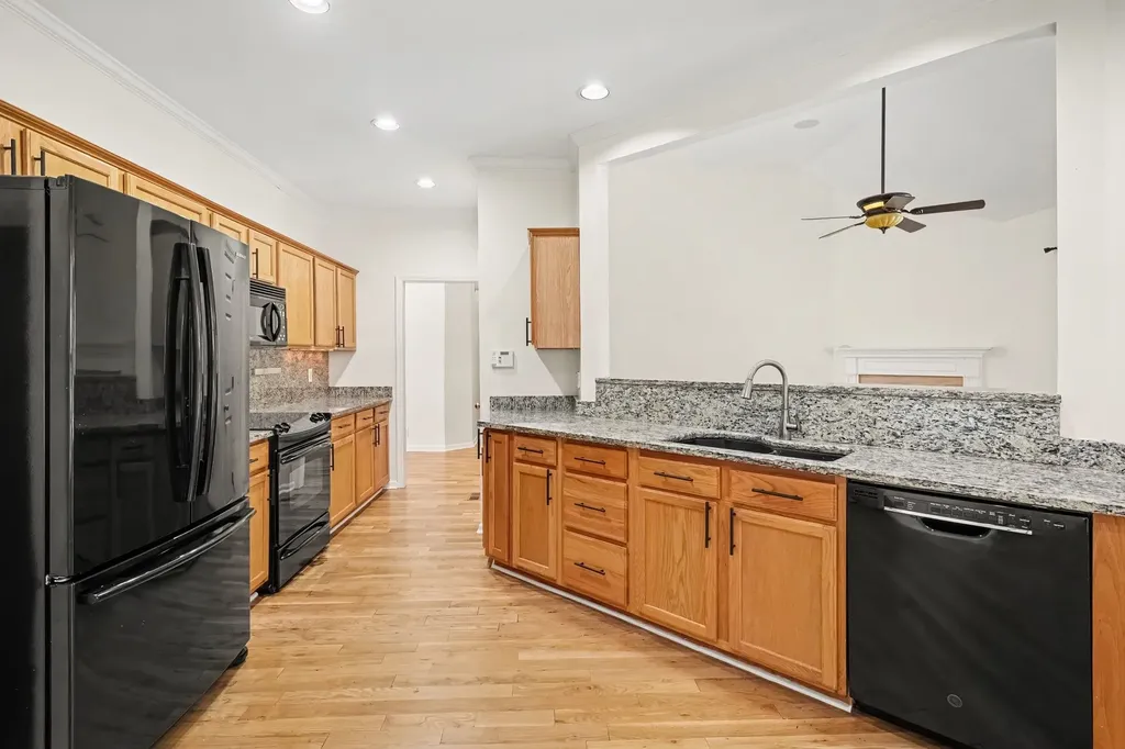 4844 Peninsula Pointe Drive Hermitage TN 37076