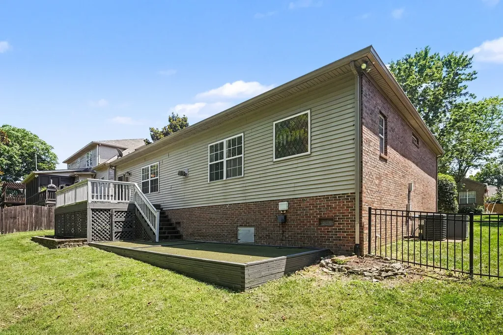4844 Peninsula Pointe Drive Hermitage TN 37076