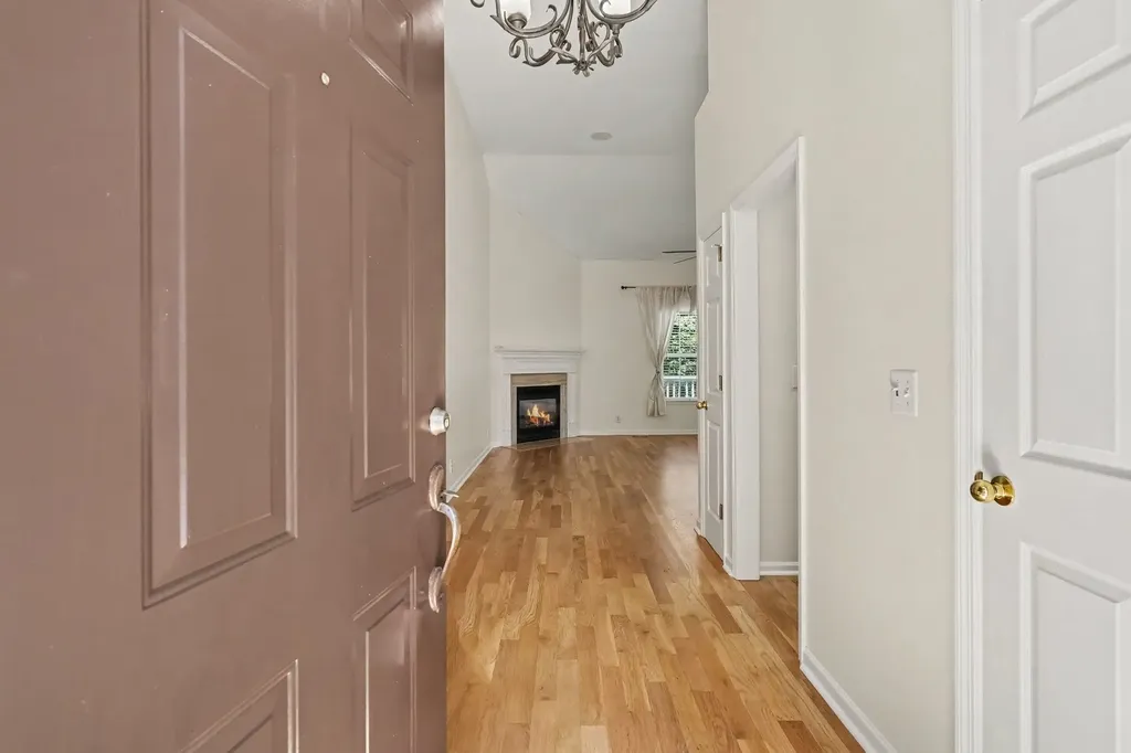 4844 Peninsula Pointe Drive Hermitage TN 37076
