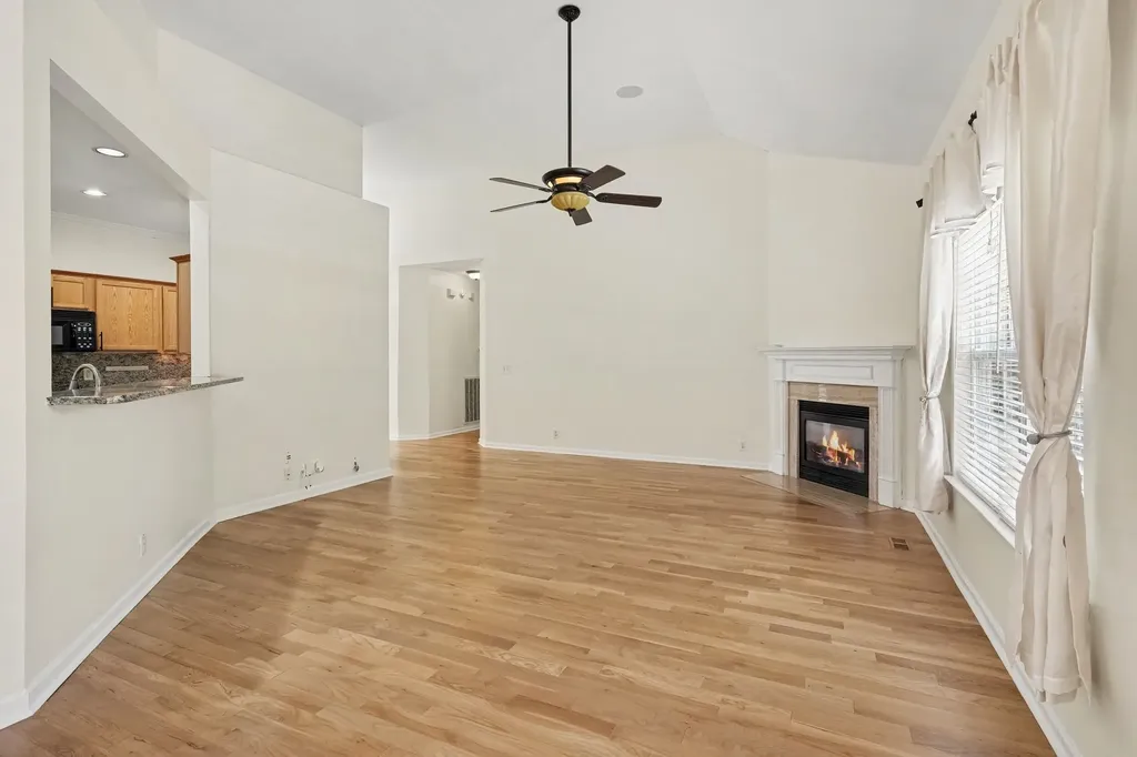 4844 Peninsula Pointe Drive Hermitage TN 37076