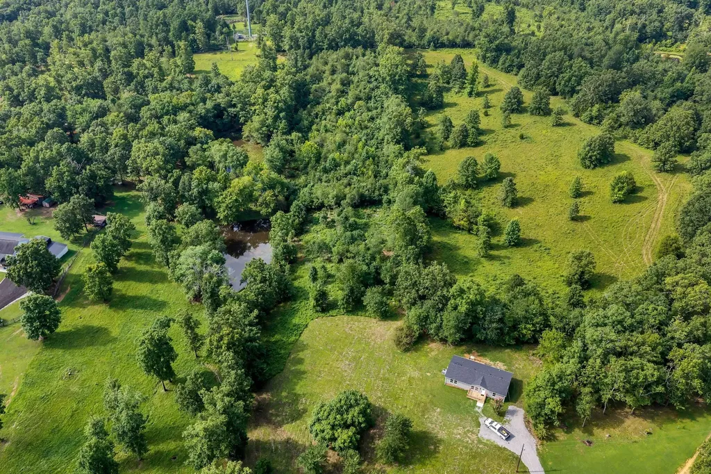 0 Hwy 70 East Mc Ewen TN 37101