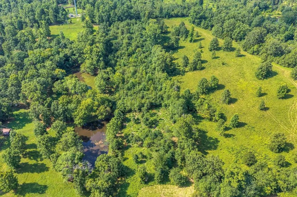 0 Hwy 70 East Mc Ewen TN 37101