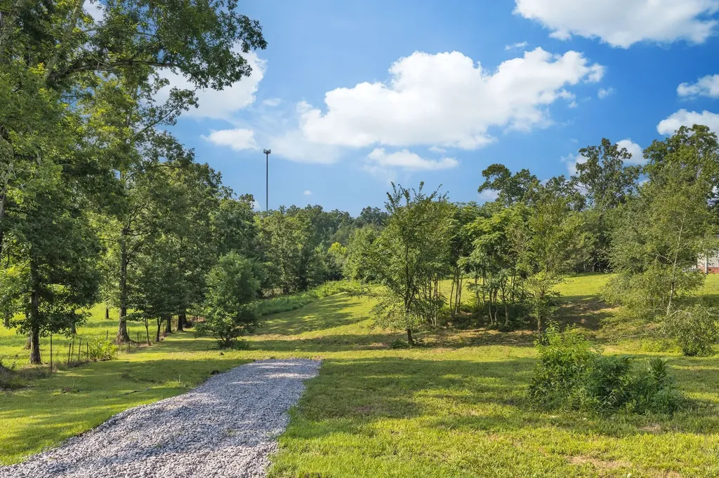 0 Hwy 70 East Mc Ewen TN 37101