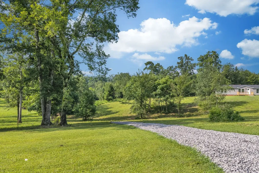 0 Hwy 70 East Mc Ewen TN 37101