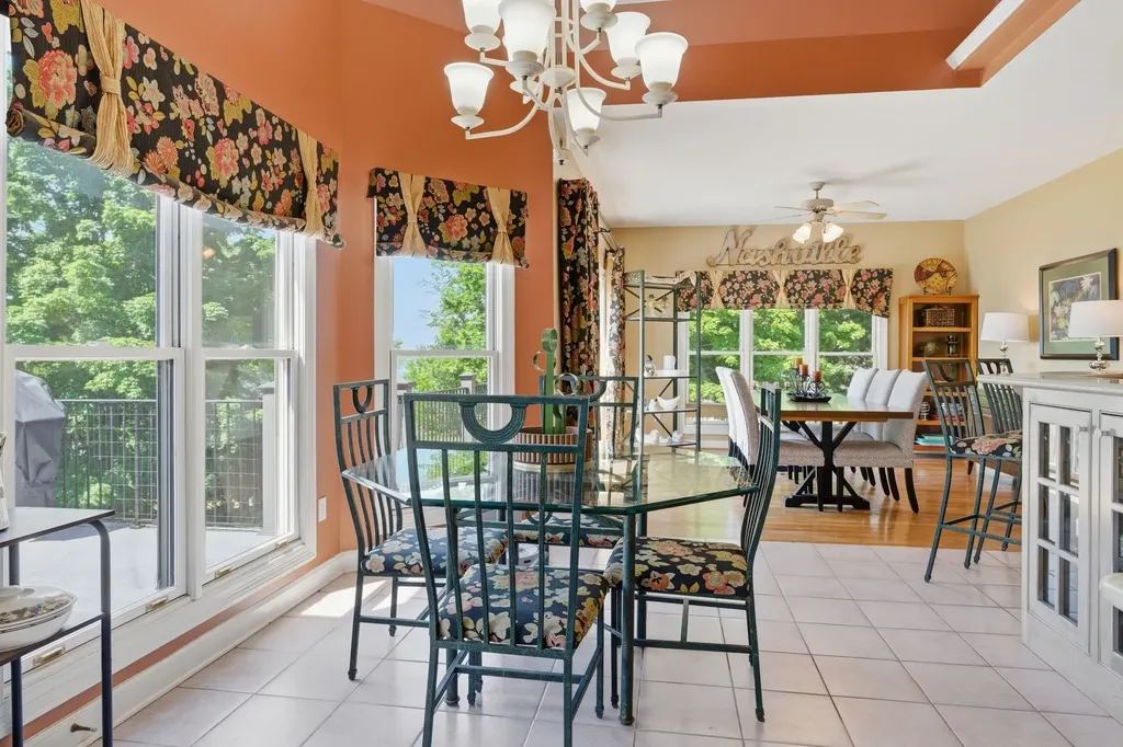305 Harbor Drive Old Hickory TN 37138