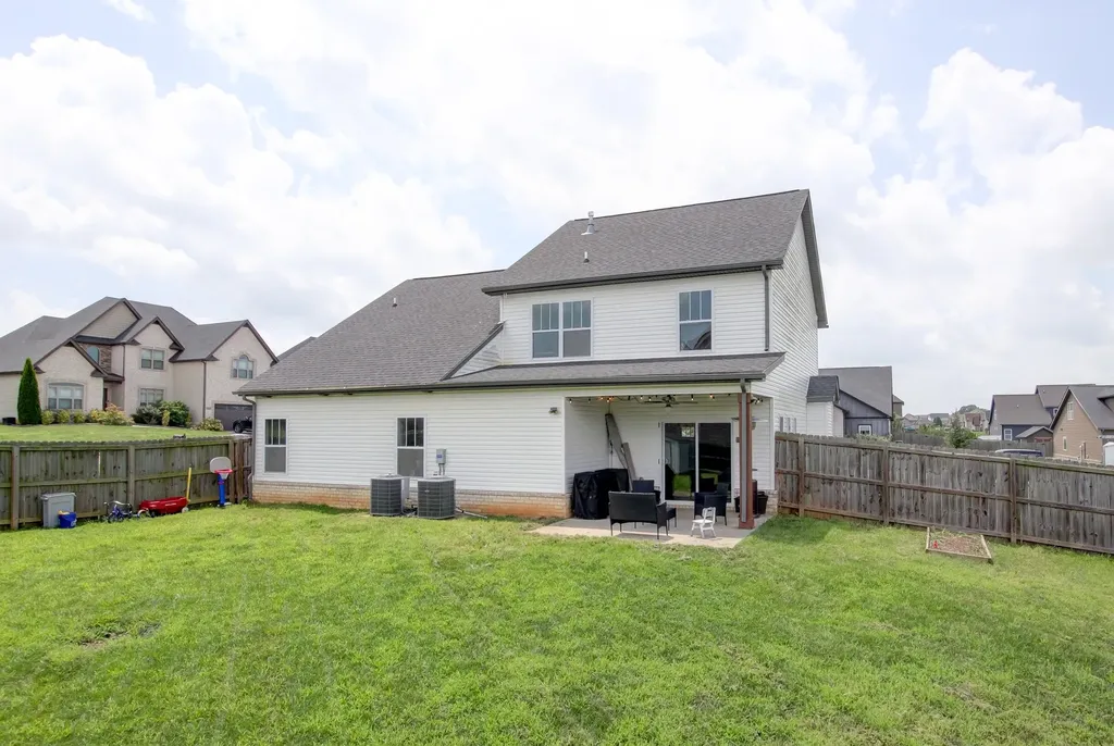 313 Piedmont Place Clarksville TN 37043