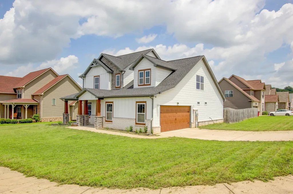 313 Piedmont Place Clarksville TN 37043
