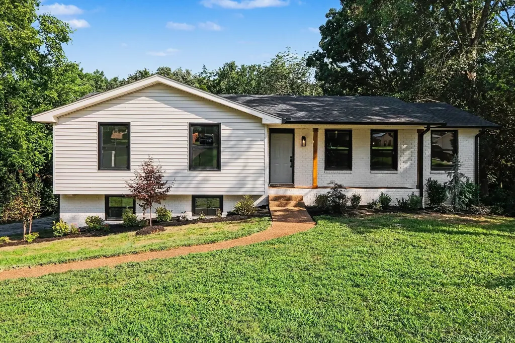 108 Airfloat Drive Hendersonville TN 37075