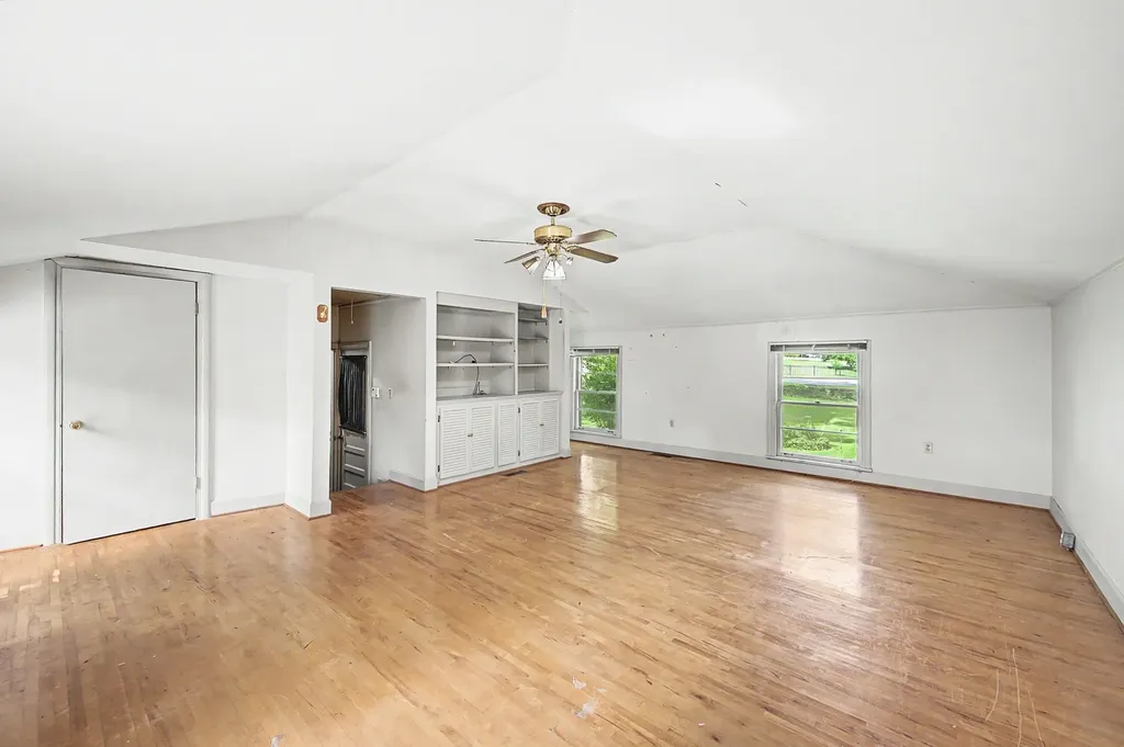 4422 Granny White Pike Nashville TN 37204
