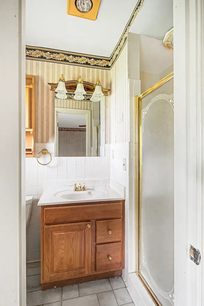 4422 Granny White Pike Nashville TN 37204