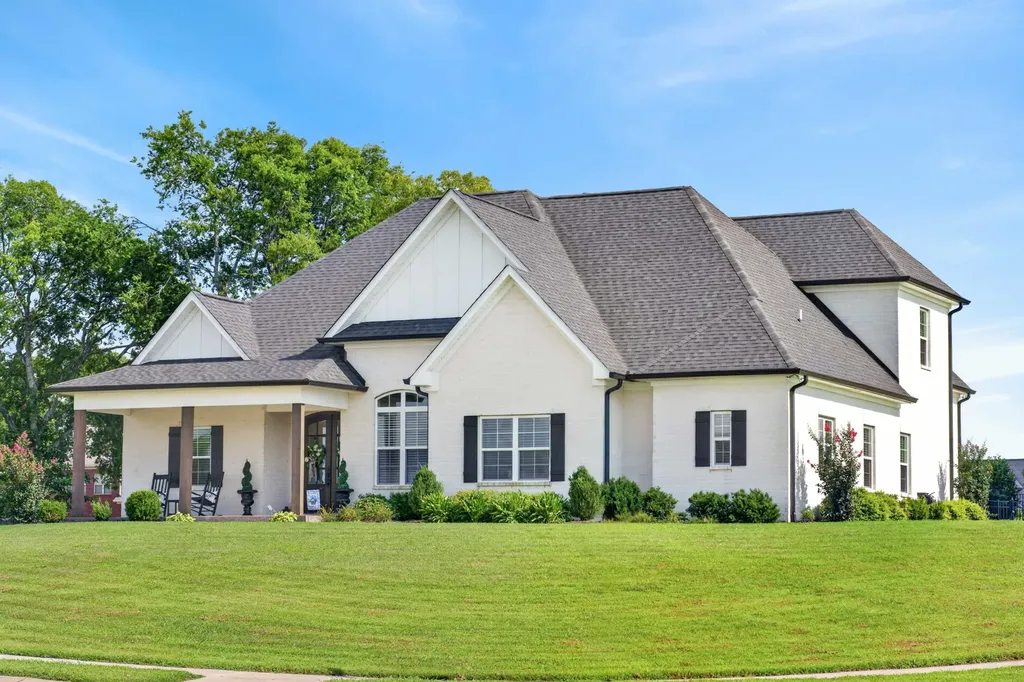 305 Fannis Circle Gallatin TN 37066