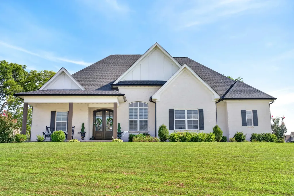 305 Fannis Circle Gallatin TN 37066