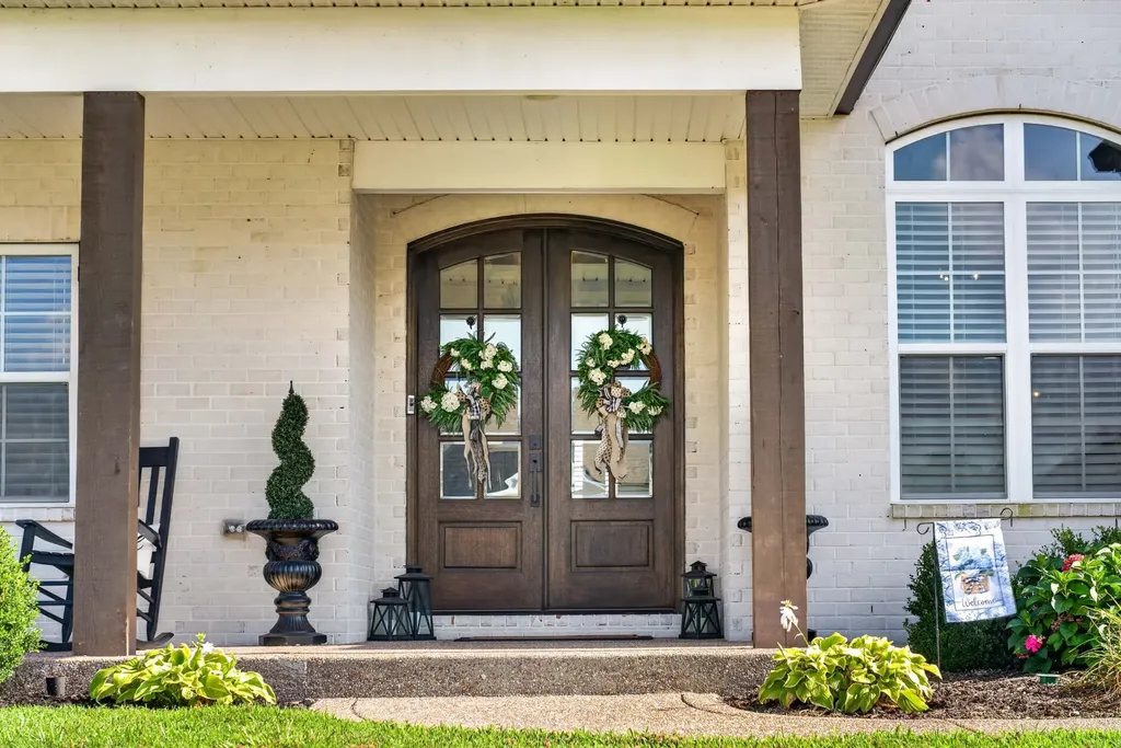 305 Fannis Circle Gallatin TN 37066