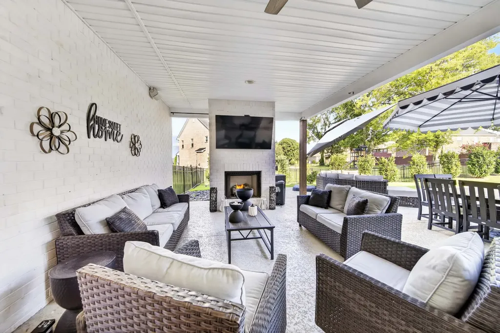 305 Fannis Circle Gallatin TN 37066