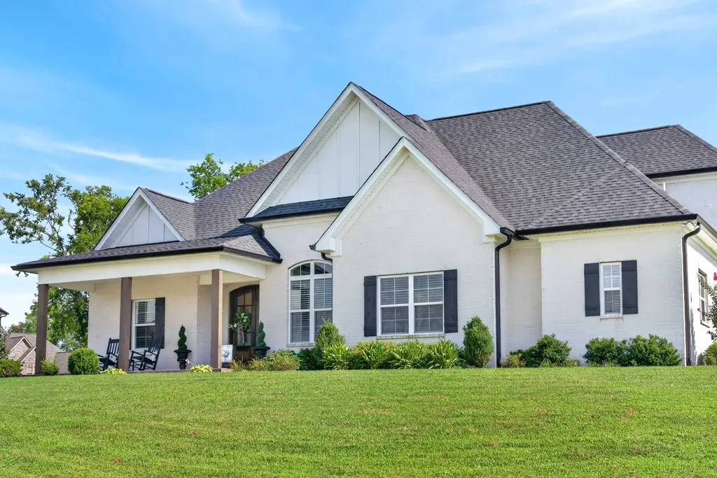 305 Fannis Circle Gallatin TN 37066