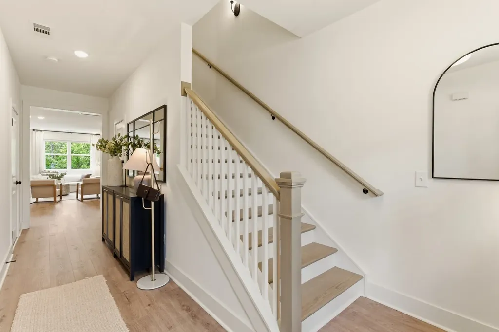 6006 Mill Tree Court Nashville TN 37221