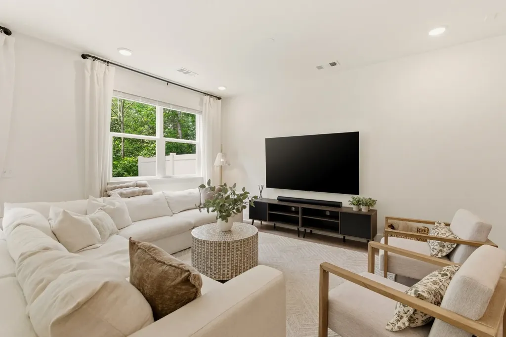 6006 Mill Tree Court Nashville TN 37221