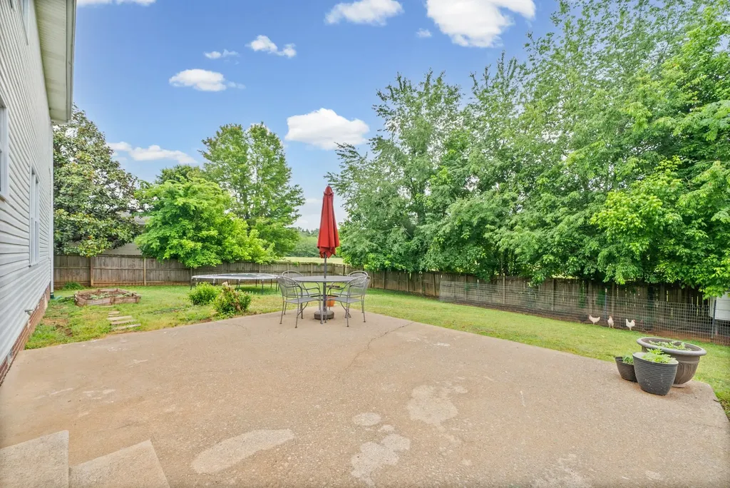3368 Heatherwood Trace Clarksville TN 37040