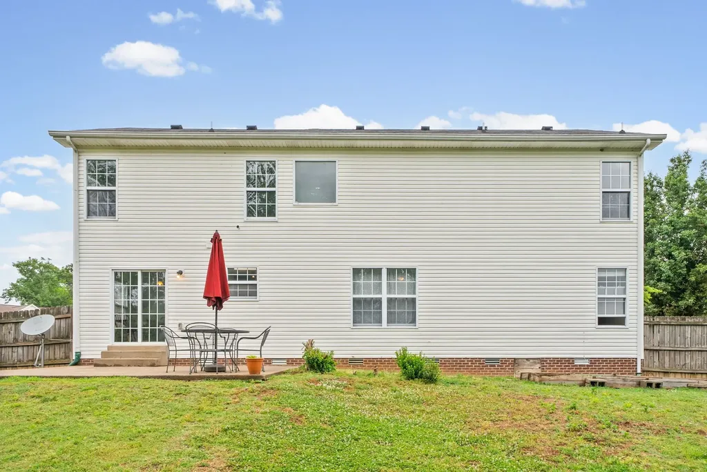 3368 Heatherwood Trace Clarksville TN 37040