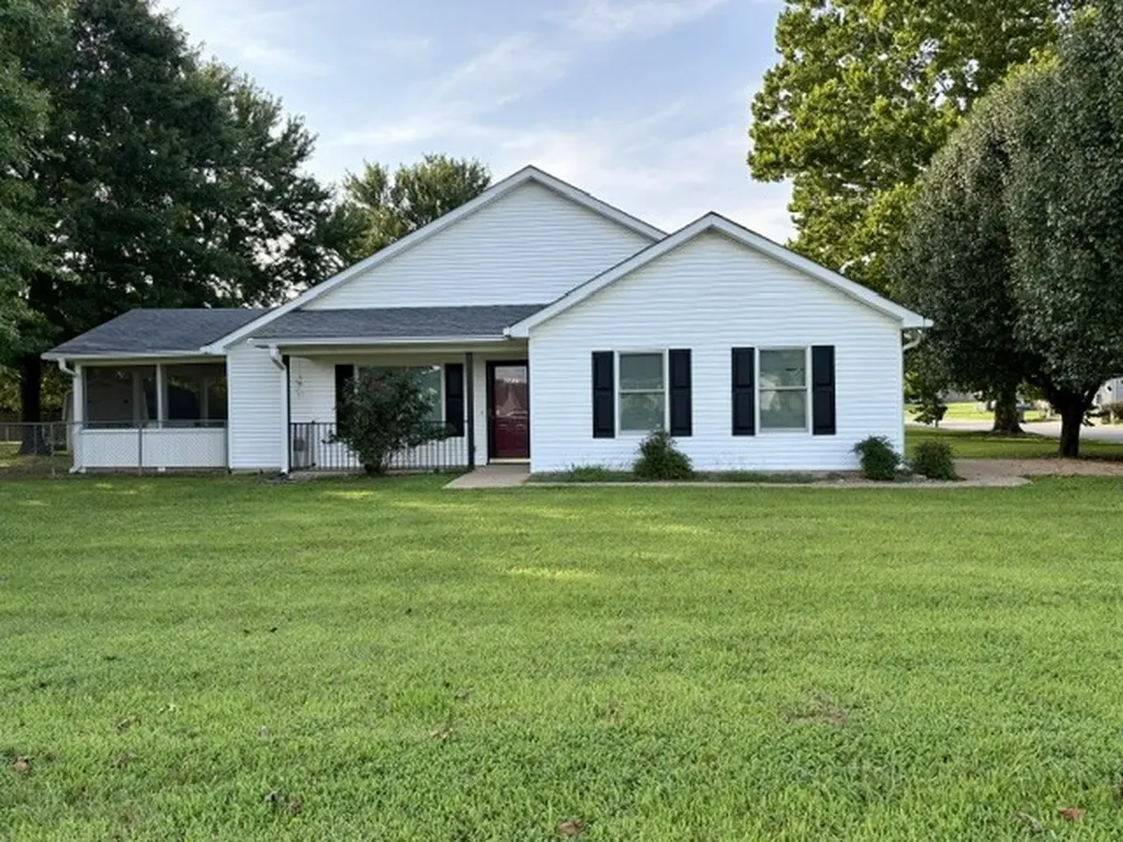 2828 Spring Meade Boulevard Columbia TN 38401
