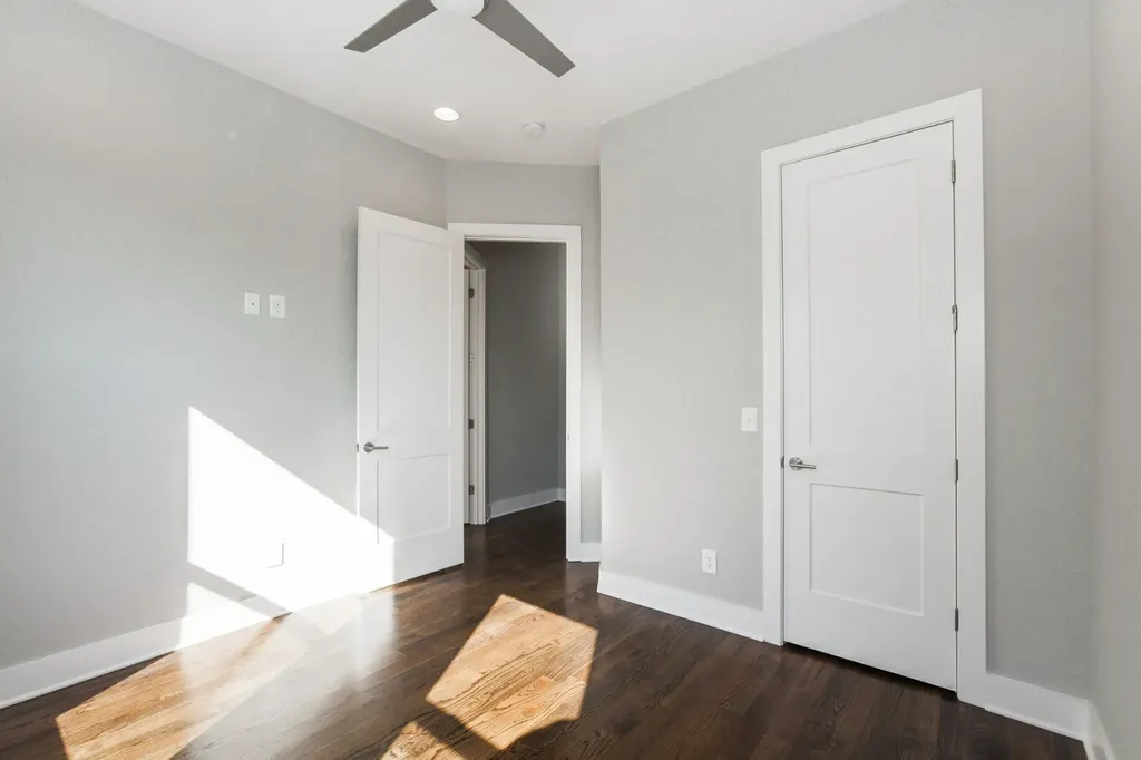525B 31st Ave, N Nashville TN 37209