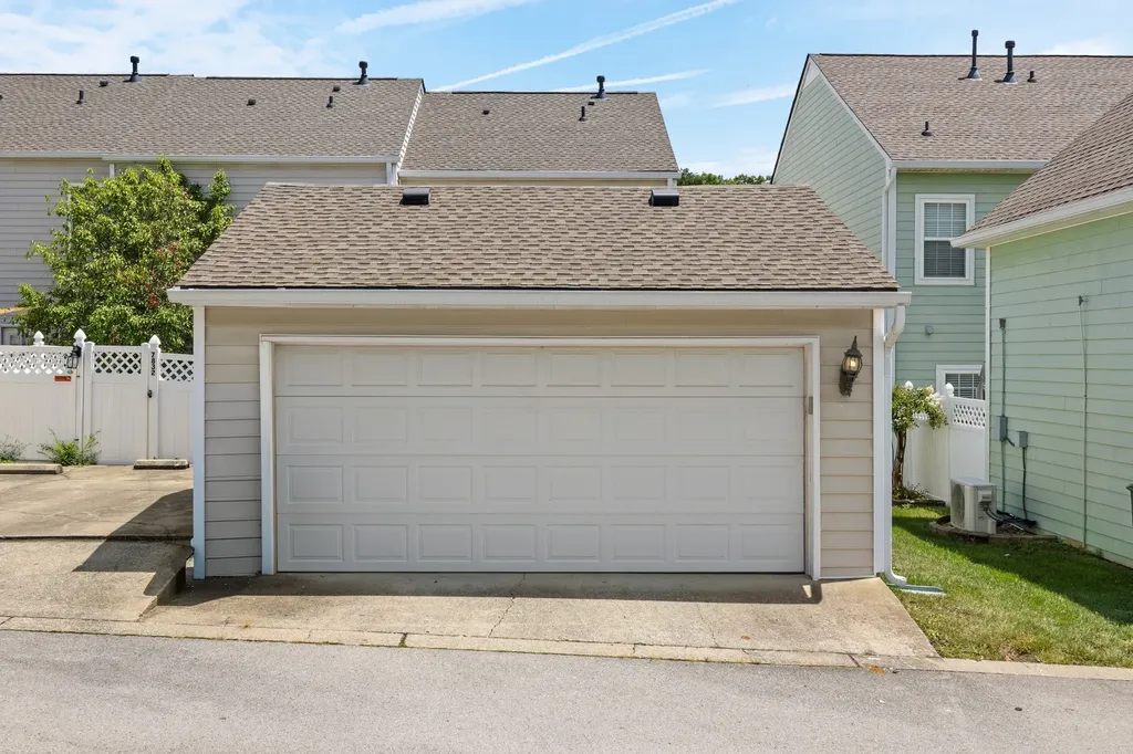 7834 Heaton Way Nashville TN 37211
