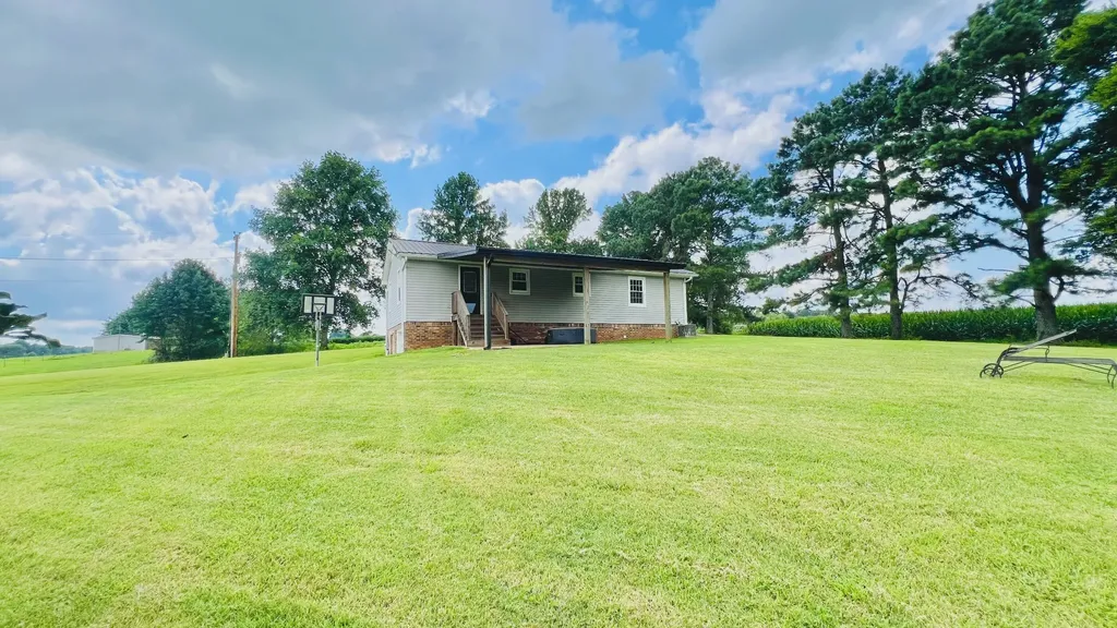 80 Gang Road Lawrenceburg TN 38464