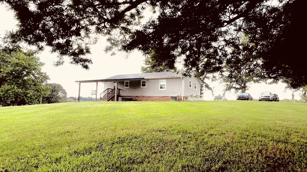 80 Gang Road Lawrenceburg TN 38464