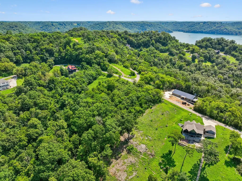 47 Harbor Court Silver Point TN 38582