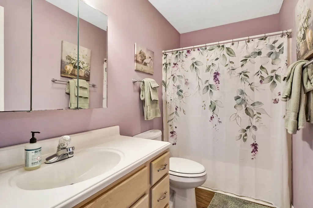 29 Sugarbush Lane Crossville TN 38558