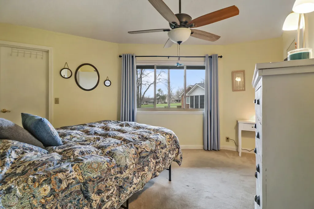 29 Sugarbush Lane Crossville TN 38558