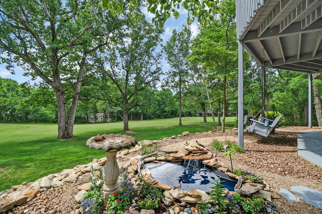 29 Sugarbush Lane Crossville TN 38558