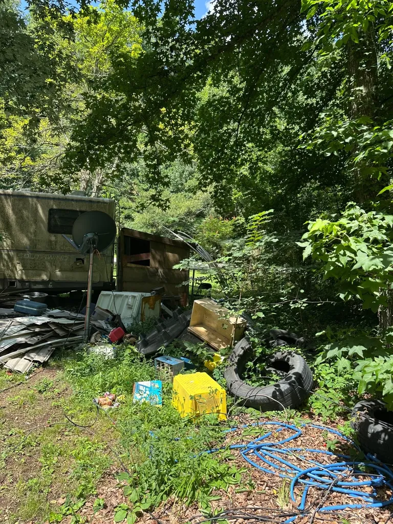 1003 Highway 48, S Centerville TN 37033