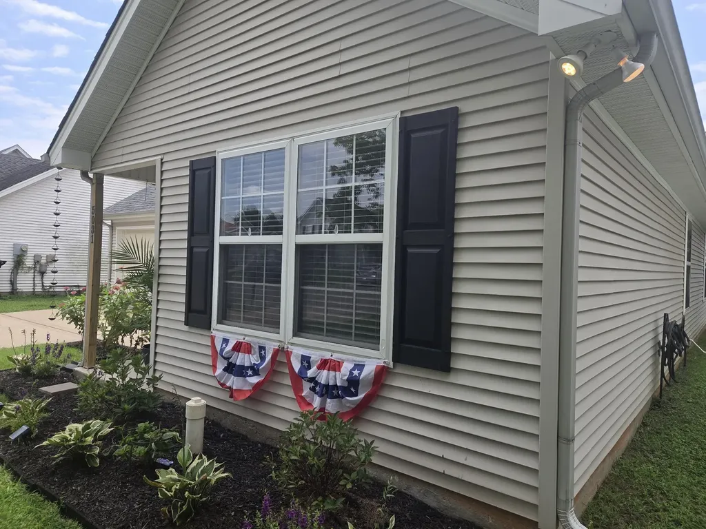 5031 Nina Marie Avenue Murfreesboro TN 37129