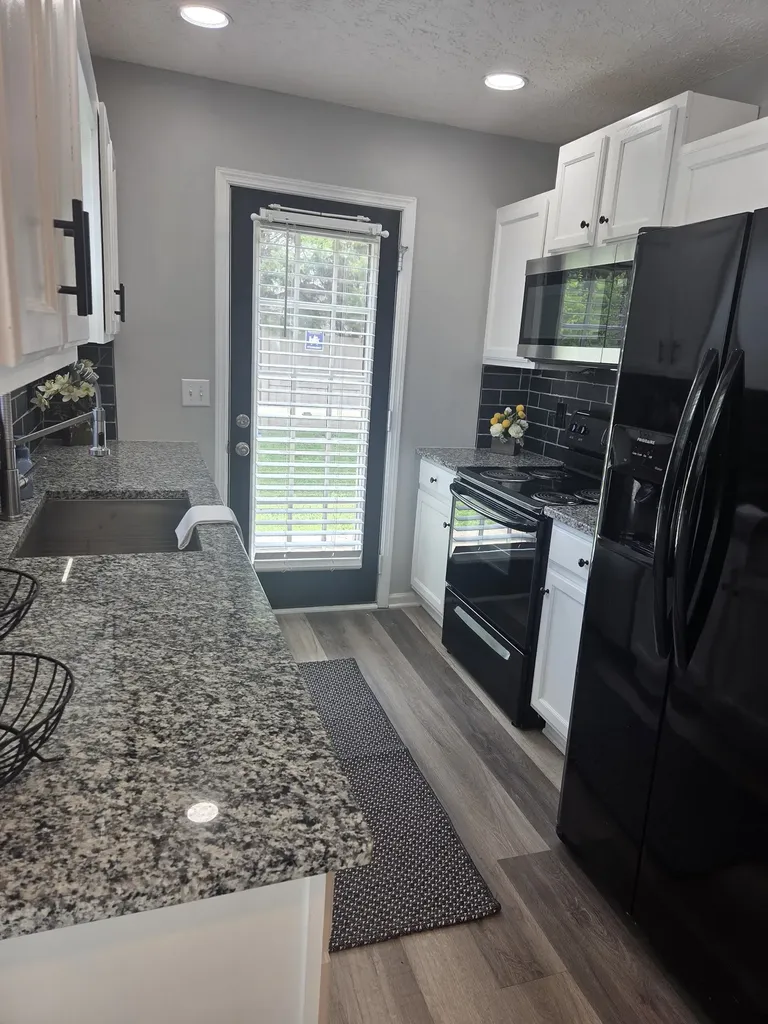 5031 Nina Marie Avenue Murfreesboro TN 37129