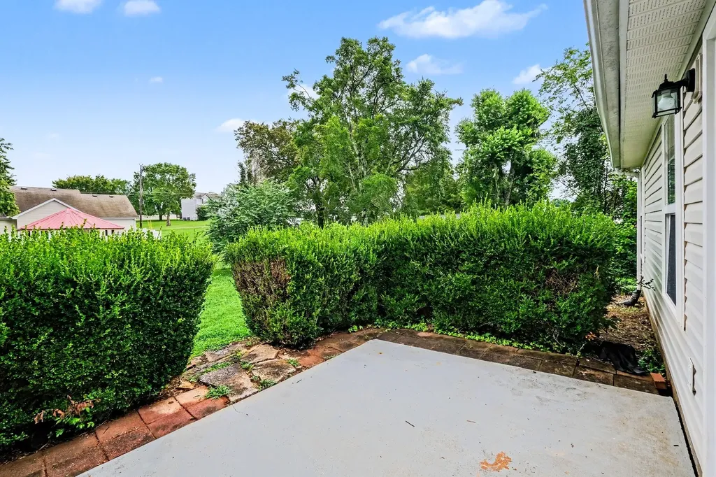 107 Breeze Drive Murfreesboro TN 37129