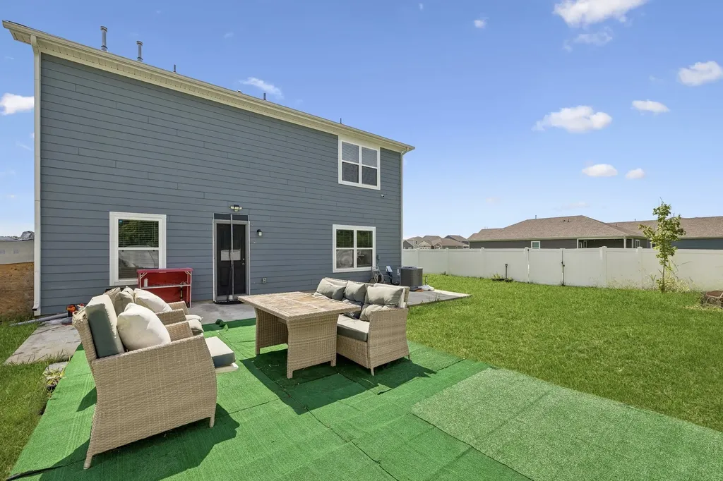 2210 Cancellara Court Murfreesboro TN 37127
