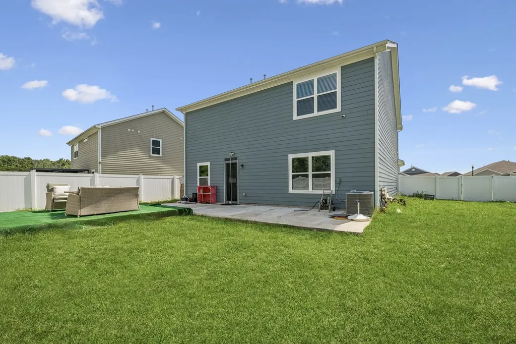 2210 Cancellara Court Murfreesboro TN 37127