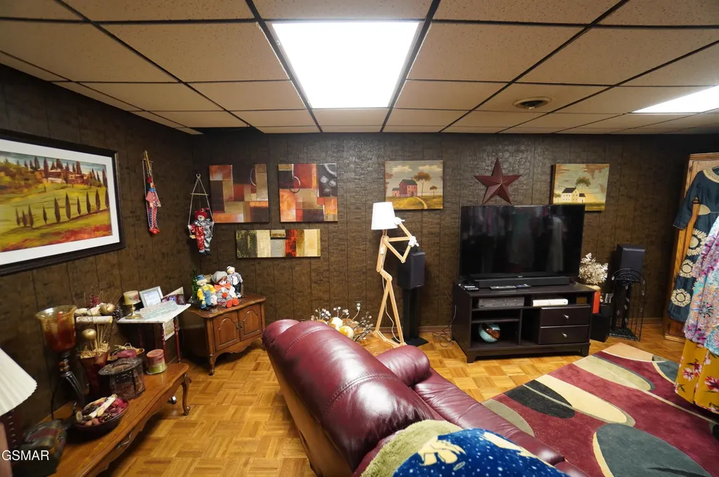 2101 W Governor John Sevier Highway Knoxville TN 37920
