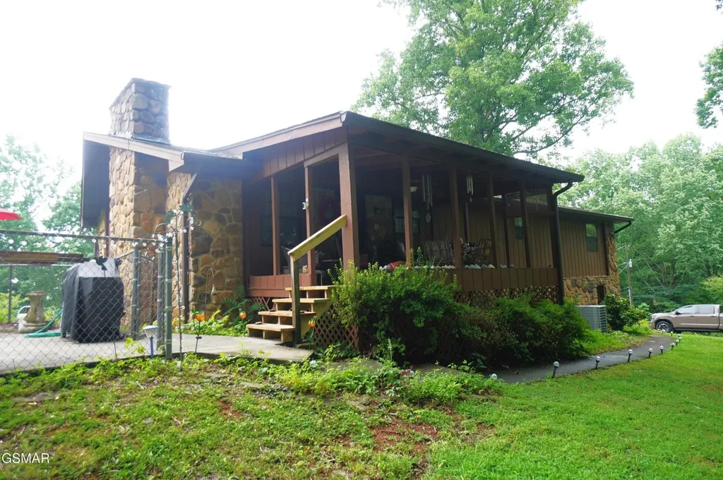 2101 W Governor John Sevier Highway Knoxville TN 37920