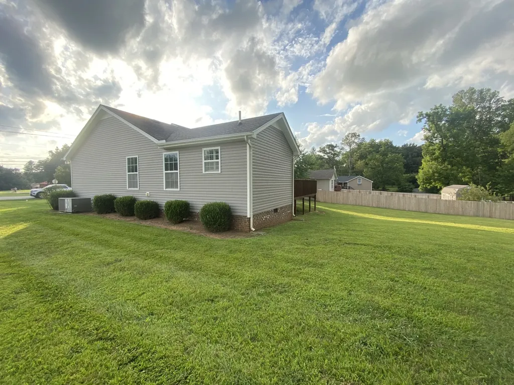 208 Arrowhead Drive Mcminnville TN 37110