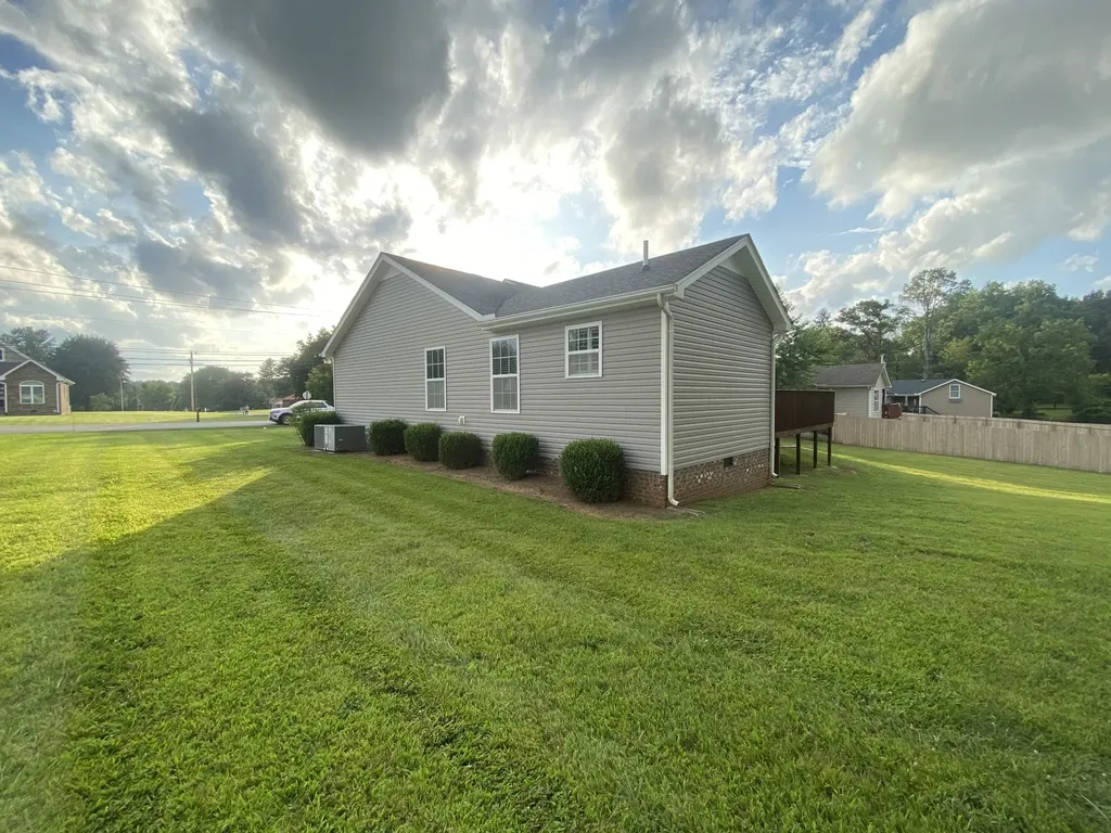 208 Arrowhead Drive Mcminnville TN 37110