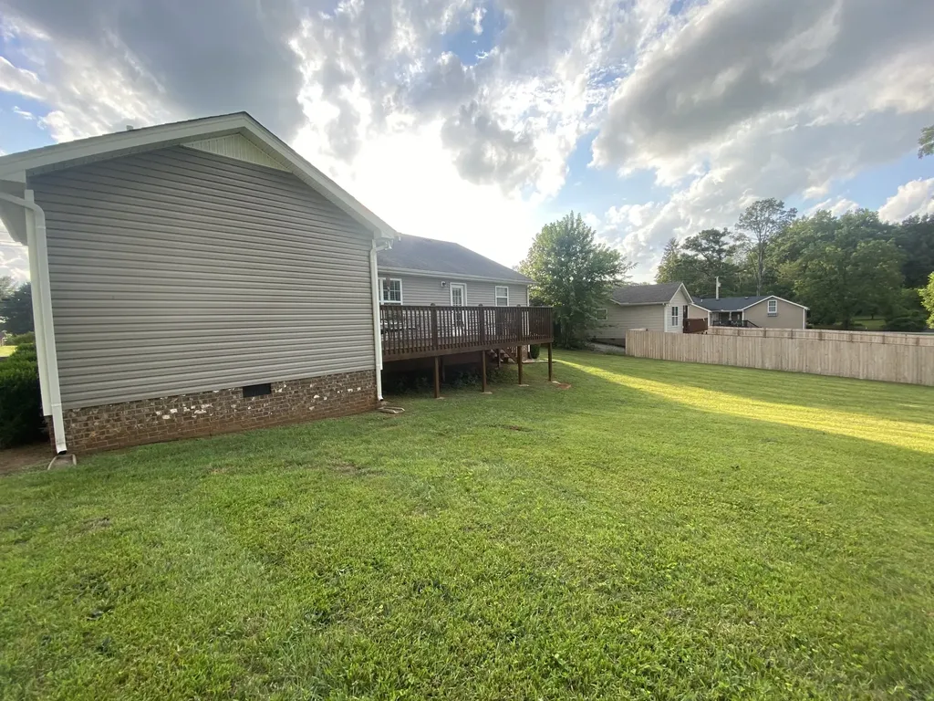 208 Arrowhead Drive Mcminnville TN 37110
